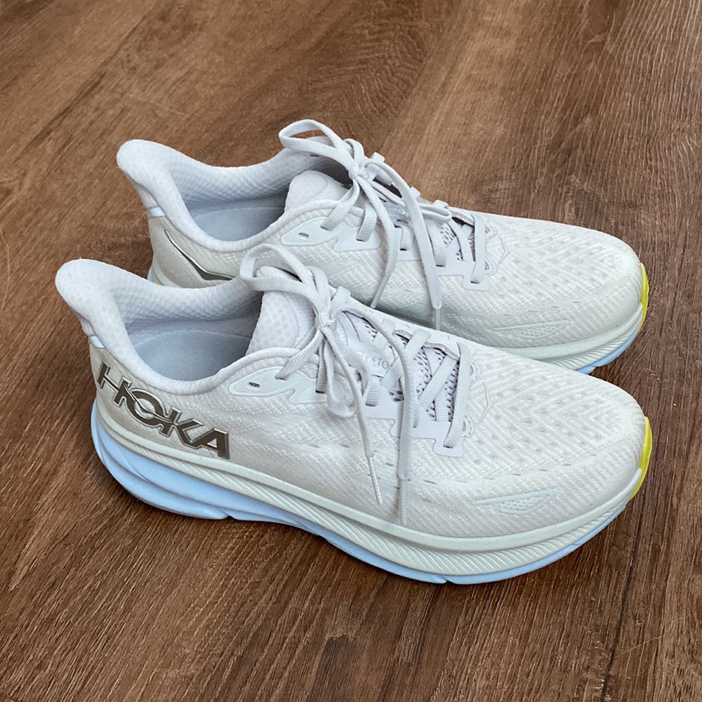 Women’s HOKA Clifton 9 Running Shoes